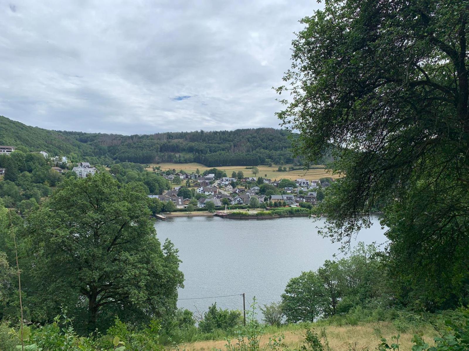 Ferienwohnung Am Rursee -Wohnung 2 Зиммерат Номер фото